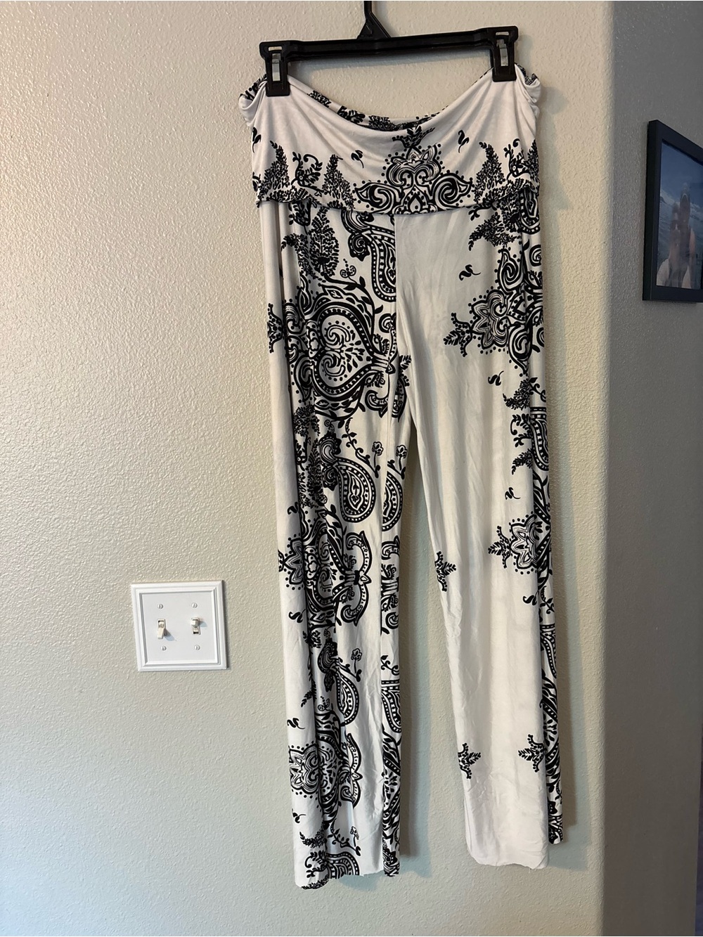 J Uptown USA Black White Paisley Palazzo Pants Wide Leg Foldover Waist